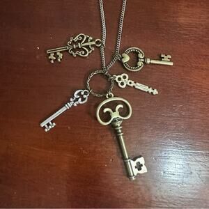 Aero 1987 Set of Keys Steampunk Long Chain Necklace Aeropostale Casual Pendant